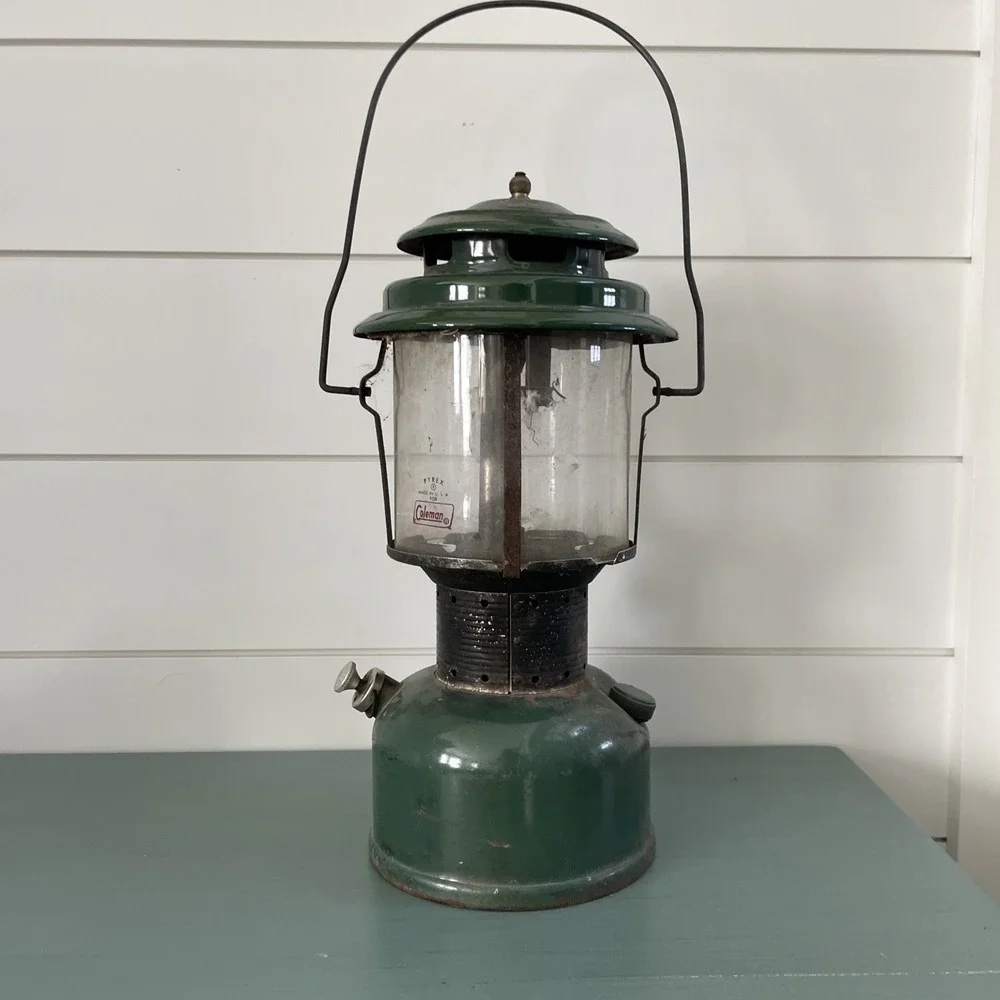 Vintage Coleman Lantern Model 220E – Dual Mantle – Made in USA 3 60